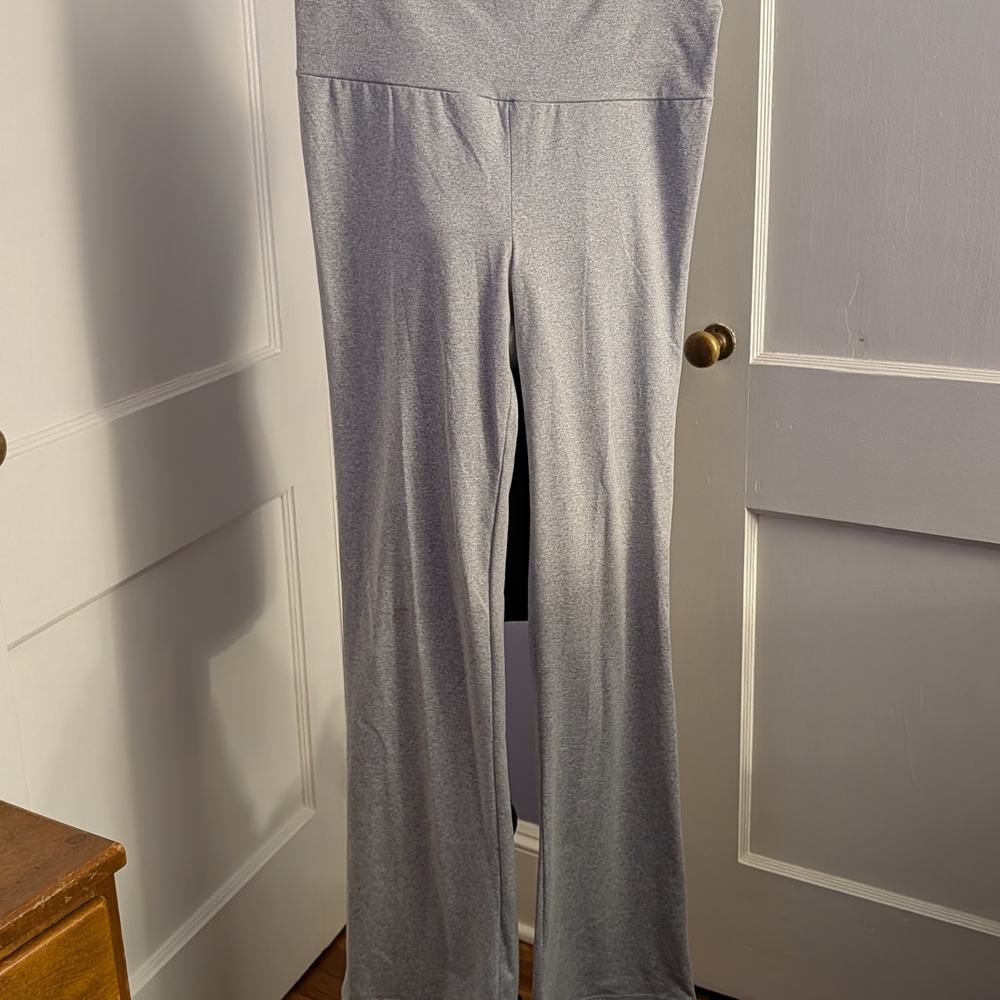 NWT 🏷️ Aywa Gray Women's Flare Fold Over Yoga Pants